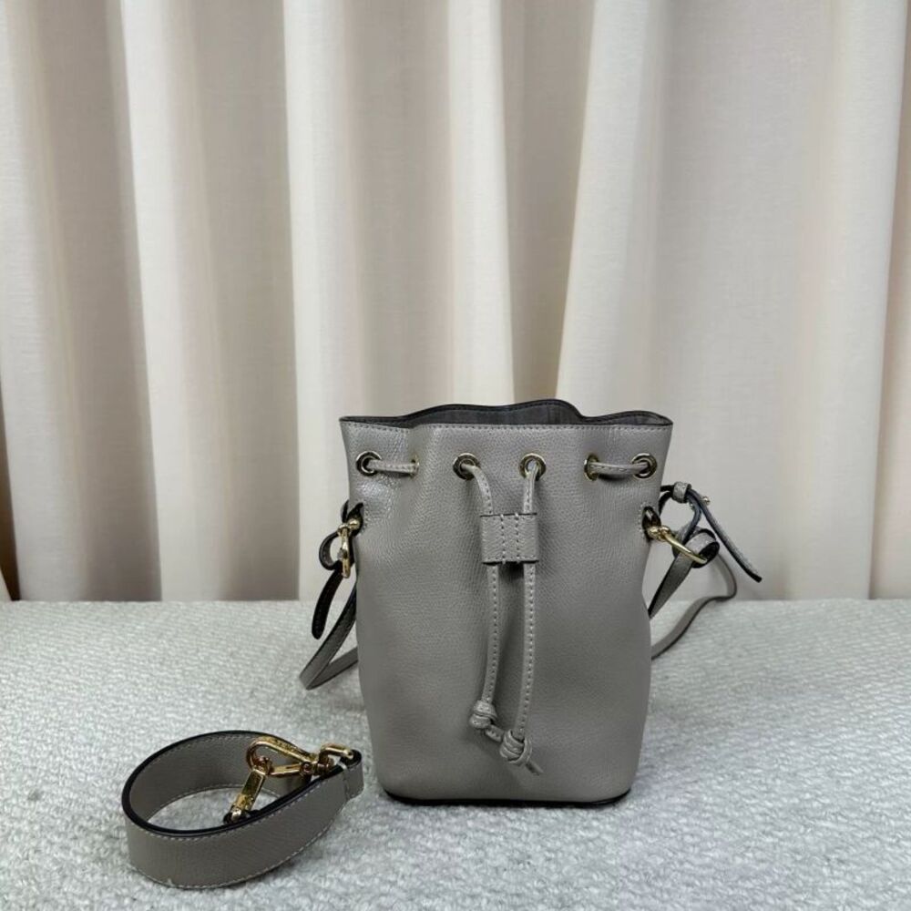 Fendi Women Pre-Loved Bag Very Good Condition